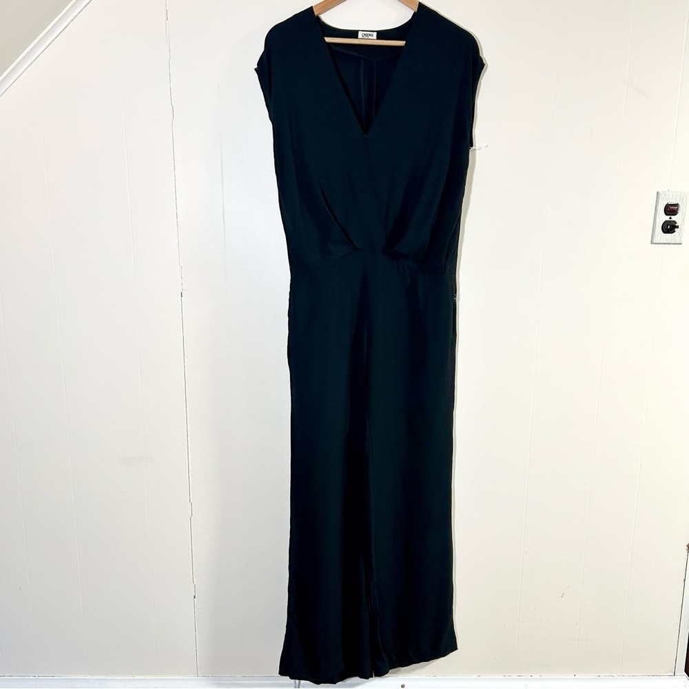 L'Agence Plunge Neckline Jumpsuit in‎ Black sz 6 - Picture 4 of 5